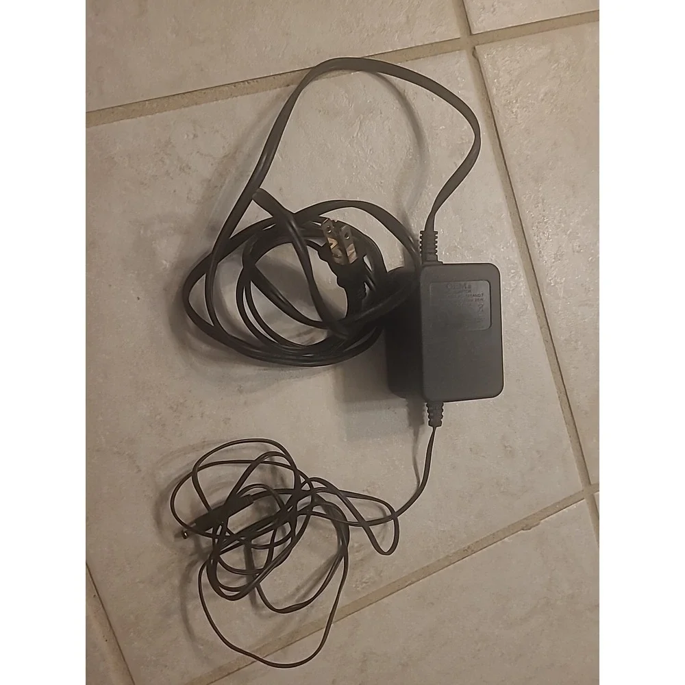 OEM AC Adaptor Plug-in Class 2 Transformer AD-121ANDT 120VAC 60Hz 25W 12VDC